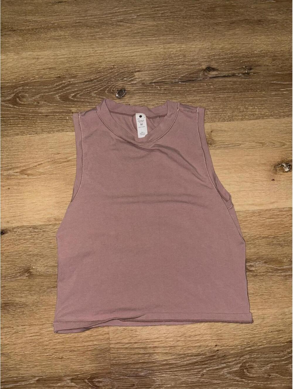 Yogalicious Airlite Melissa Mauve Crop Tank Size M
